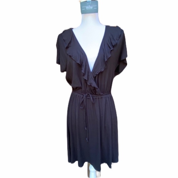 Gap Wrap Dress Black with Ruffle Neckline - Picture 3 of 10
